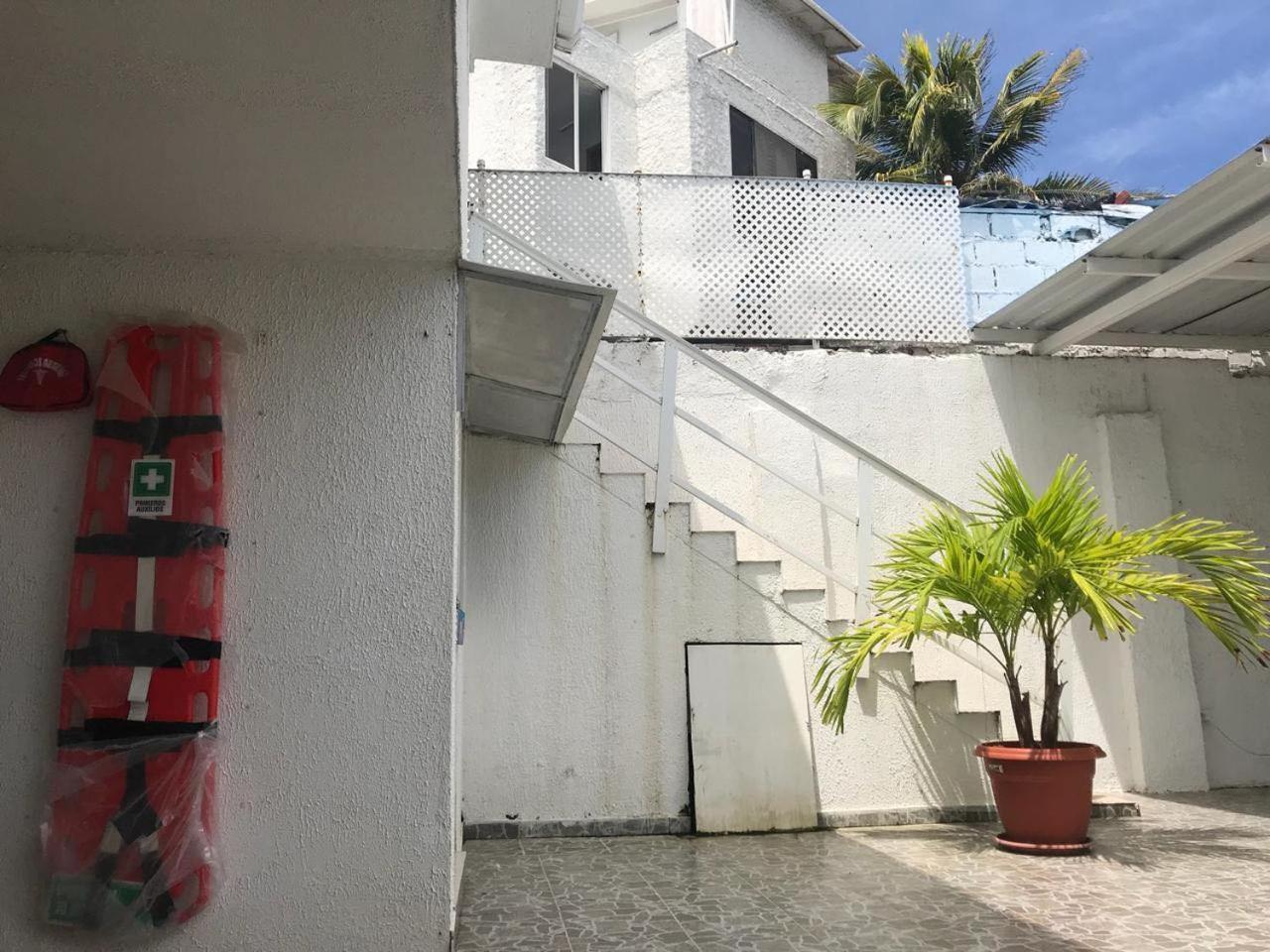 Tropical Dreams Inn 2*