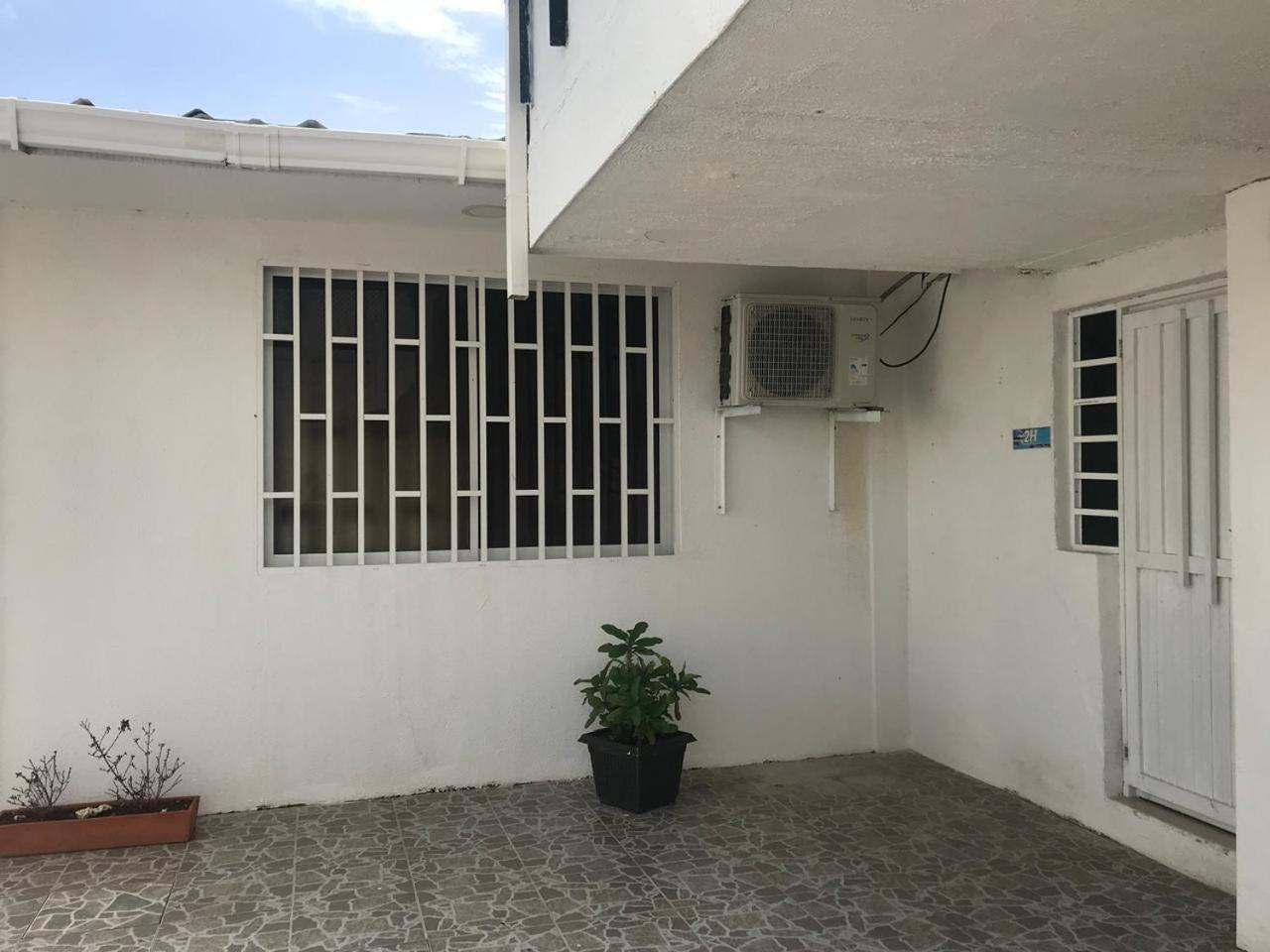Tropical Dreams Inn